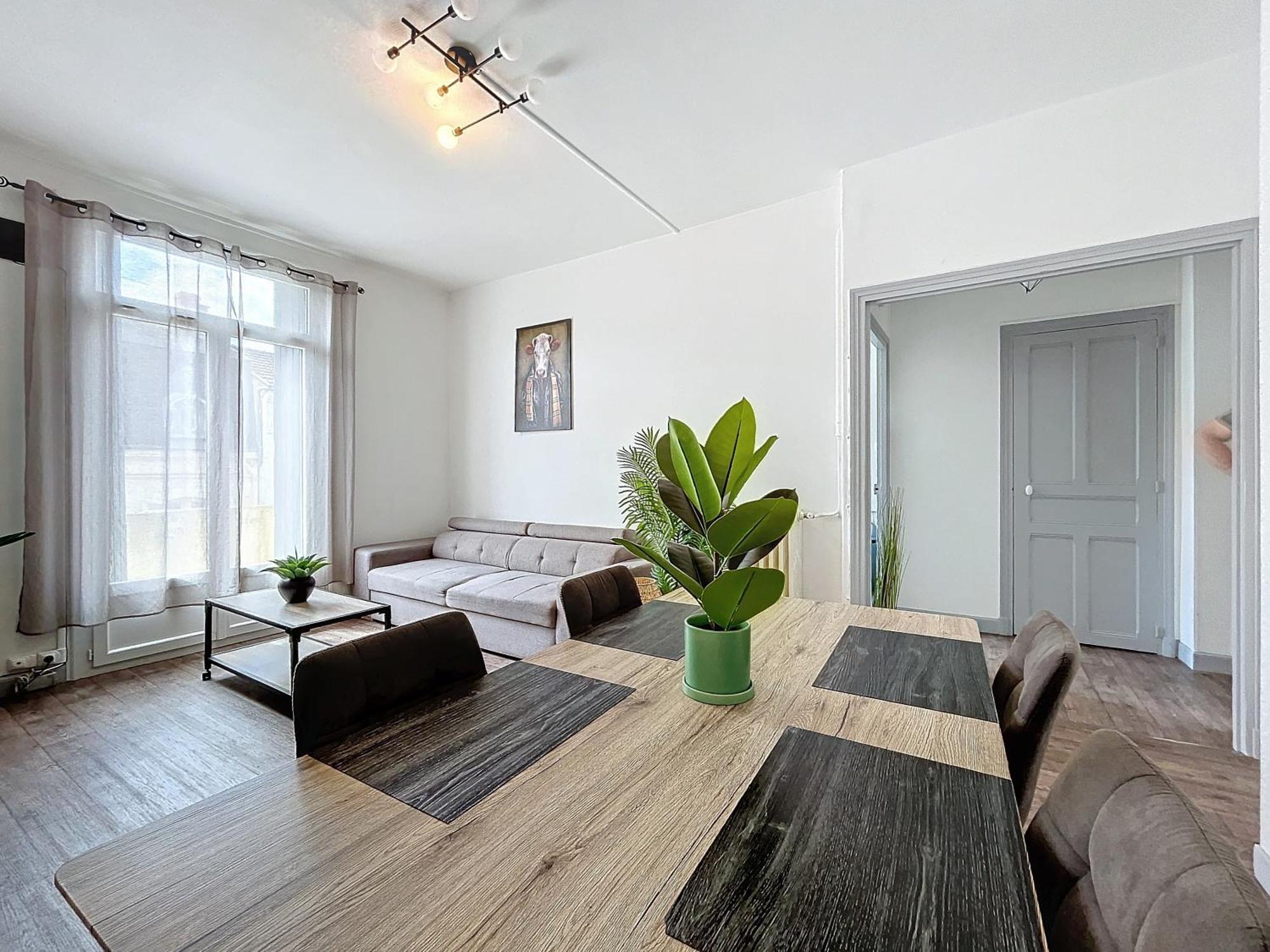 Le 4-F2 Centre Historique Apartment Montlucon Ngoại thất bức ảnh